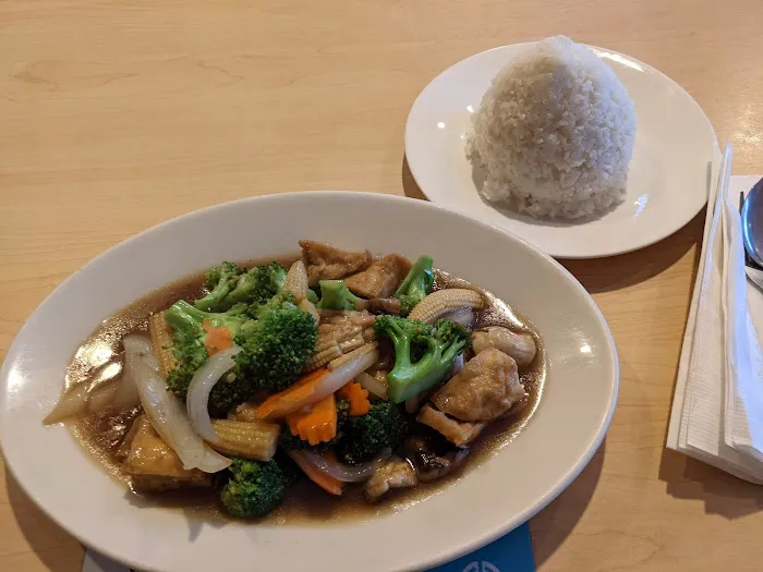 Simply Thai Picture 8