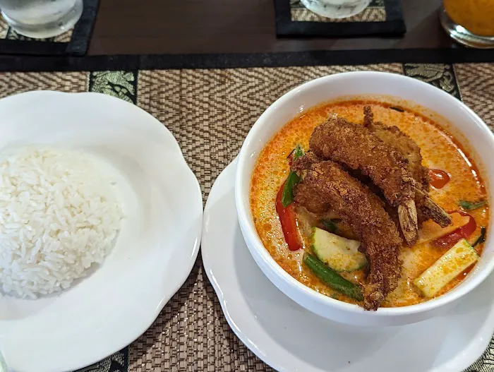 Thai Lan Xang Restaurant Picture 6