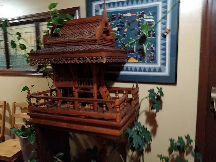 Green Basil Restaurant Picture 5