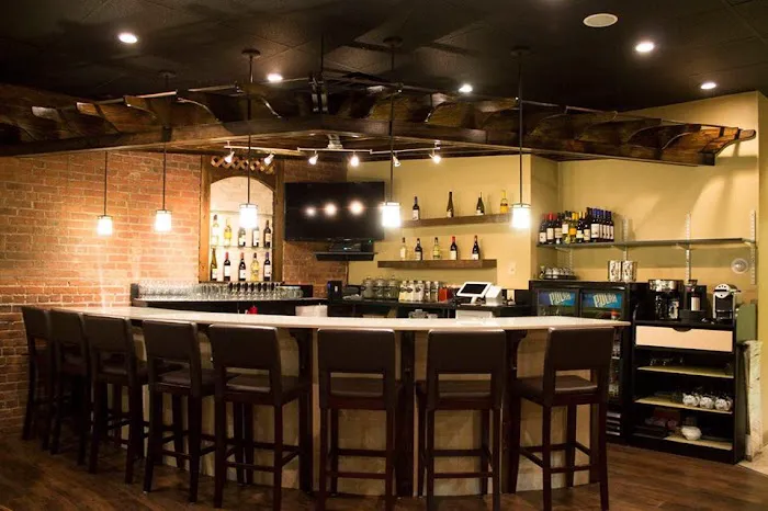 Basil n' Spice Thai Cuisine Picture 3