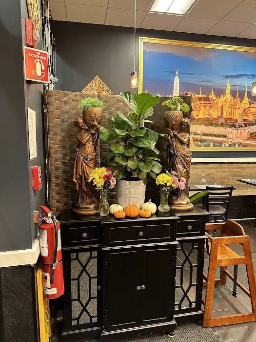 Pho &Thai Westborough Picture 3