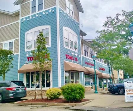 TONG TA Thai Restaurant