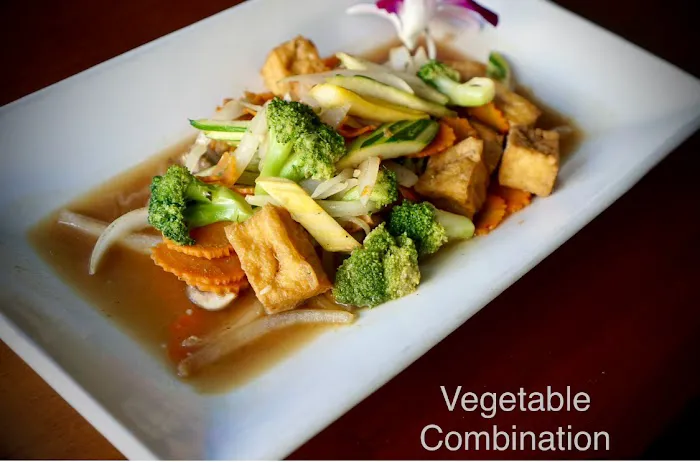 TONG TA Thai Restaurant Picture 3