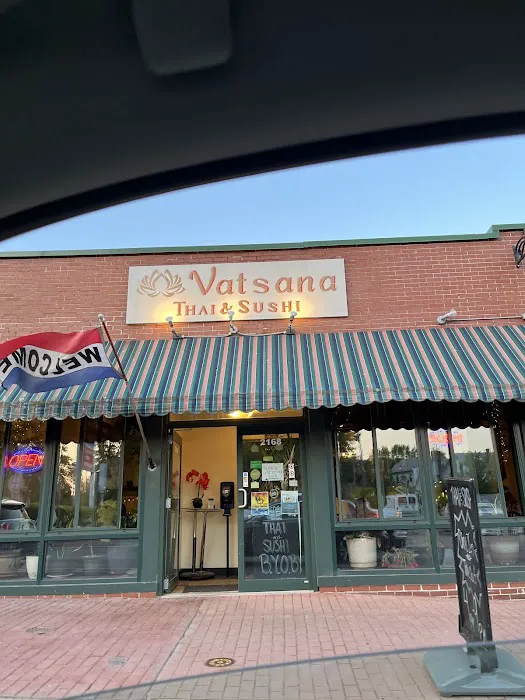 Mint & Maki Picture 9