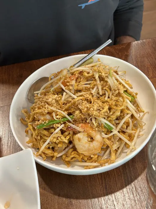 Heng Thai & Rotisserie Picture 4