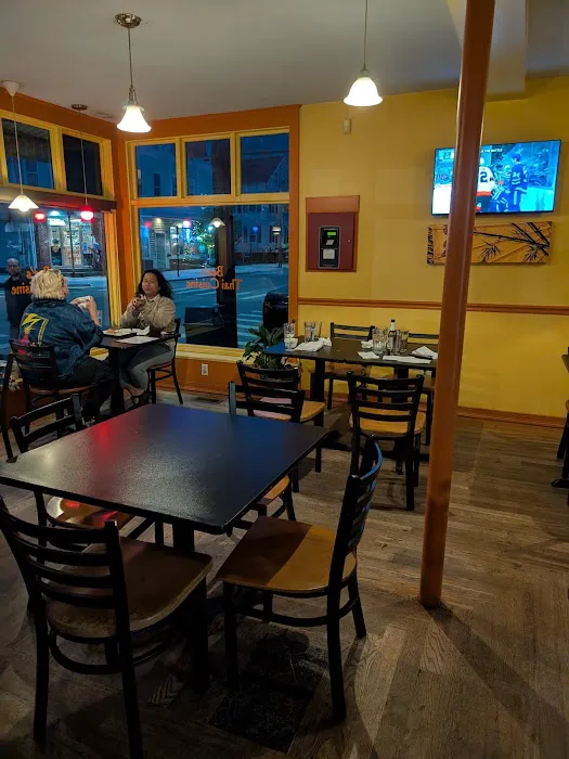 Bee's Thai Cuisine Picture 7