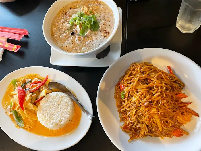Bee's Thai Cuisine Picture 6