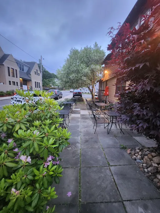 Pan Thai Restaurant Picture 2