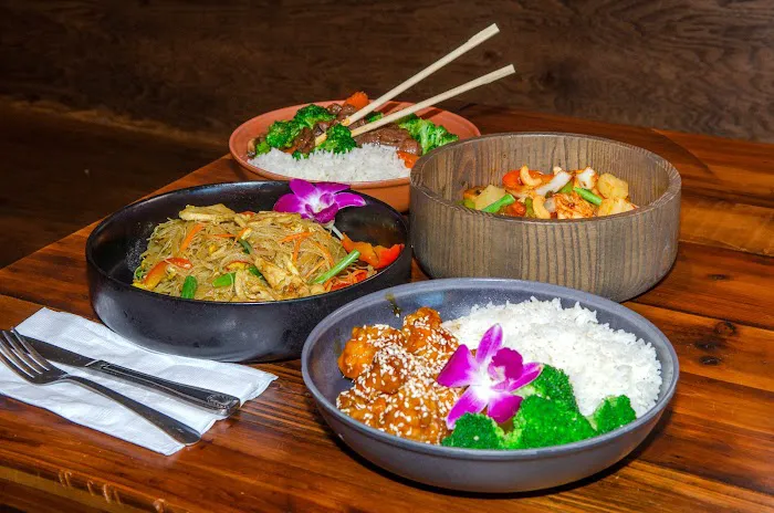 Thai Tanic Picture 1