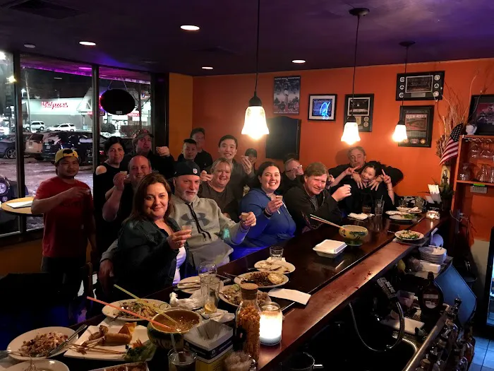 Blue Moon Thai Cuisine & Bar Picture 2