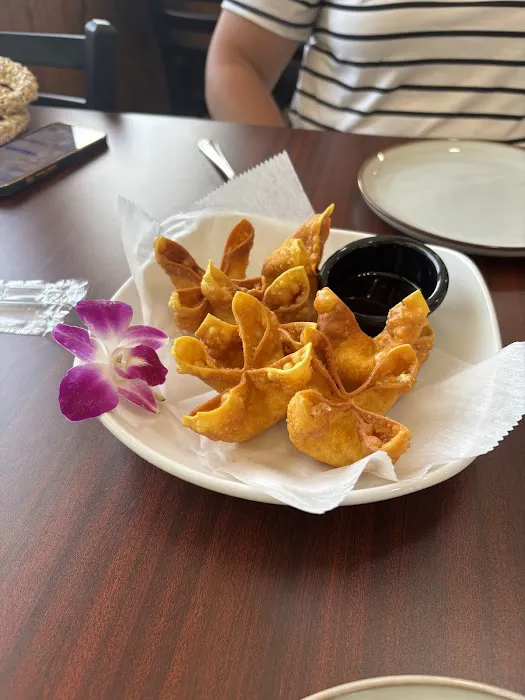 Asian Thai Kitchen Milford NH Picture 1