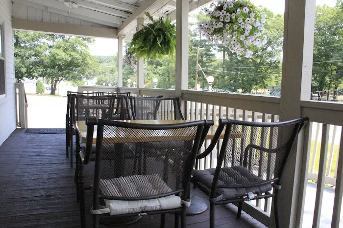 White Thai Cuisine Picture 9