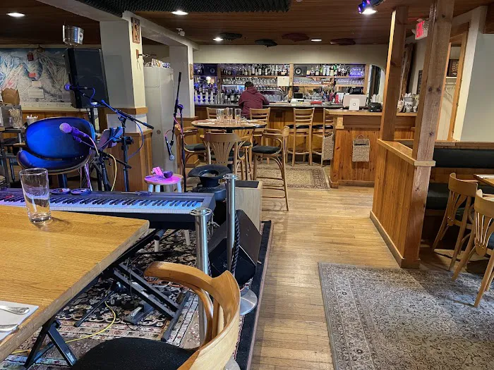 Fit to be Thai'd Picture 10