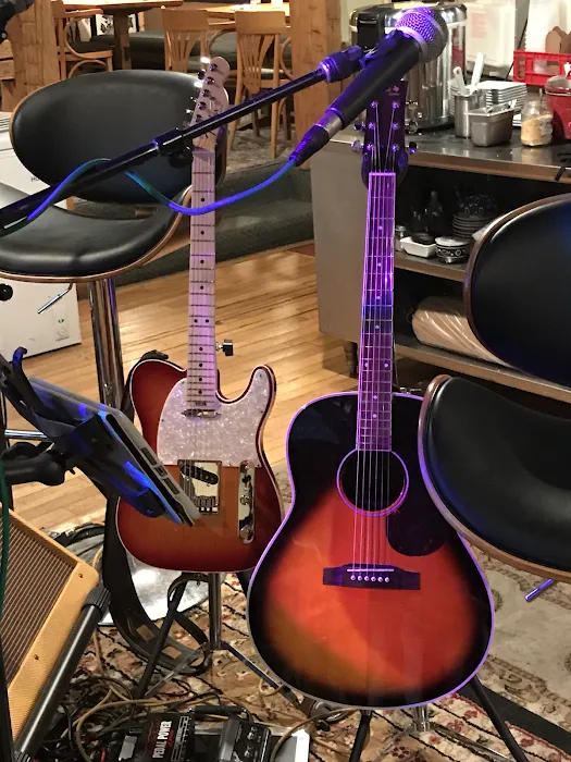 Fit to be Thai'd Picture 8