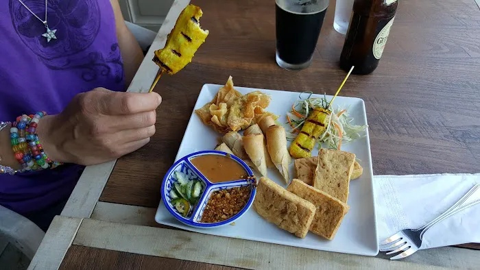 Royal Orchid Picture 7