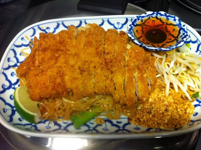 Tuk Tuk Thai Cuisine Picture 7