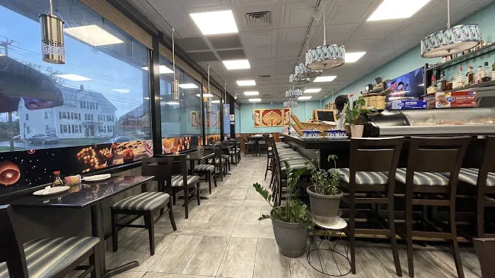 Tuk Tuk Thai Cuisine and Sushi Picture 6