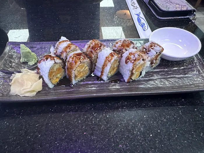 Tuk Tuk Thai Cuisine and Sushi Picture 7