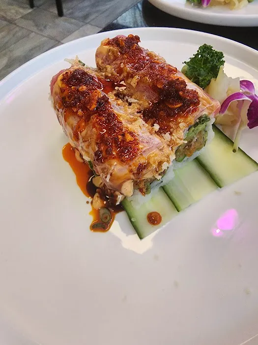 Tuk Tuk Thai Cuisine and Sushi Picture 4