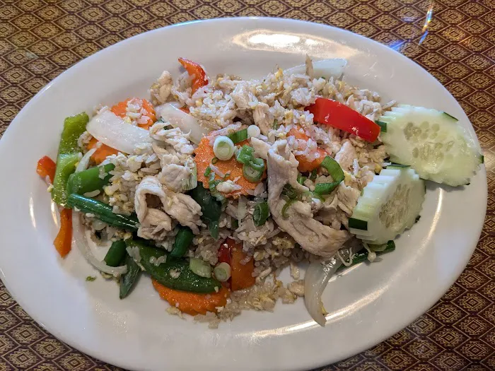 Pim's Thai Orchid Picture 9