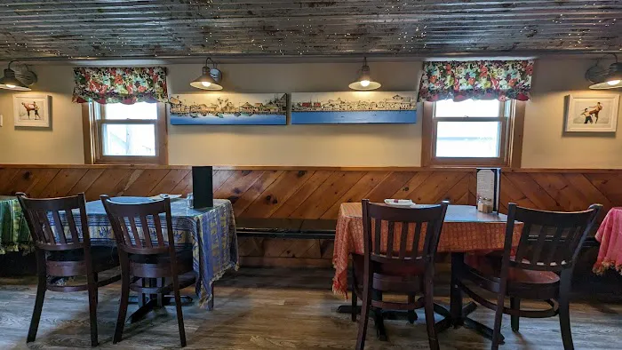 Money Tree Kitchen Picture 10