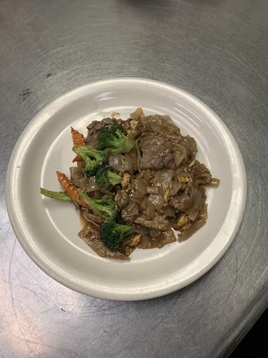 Chili Basil Thai Picture 4