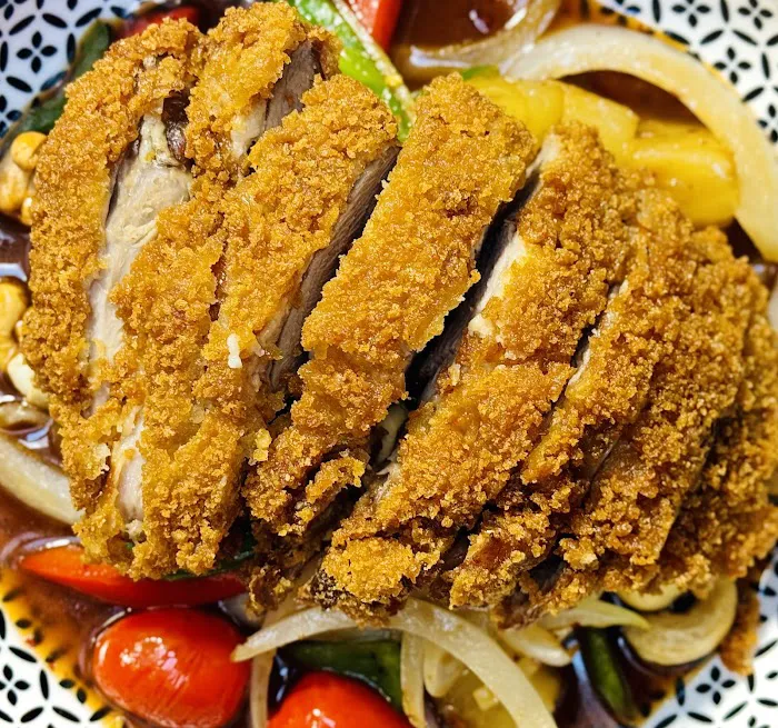 Coconut Thai Wellesley Picture 3