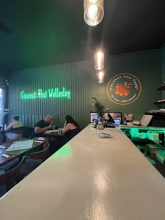 Coconut Thai Wellesley Picture 10