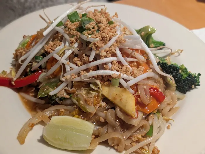 Tiny Thai Restaurant Picture 4