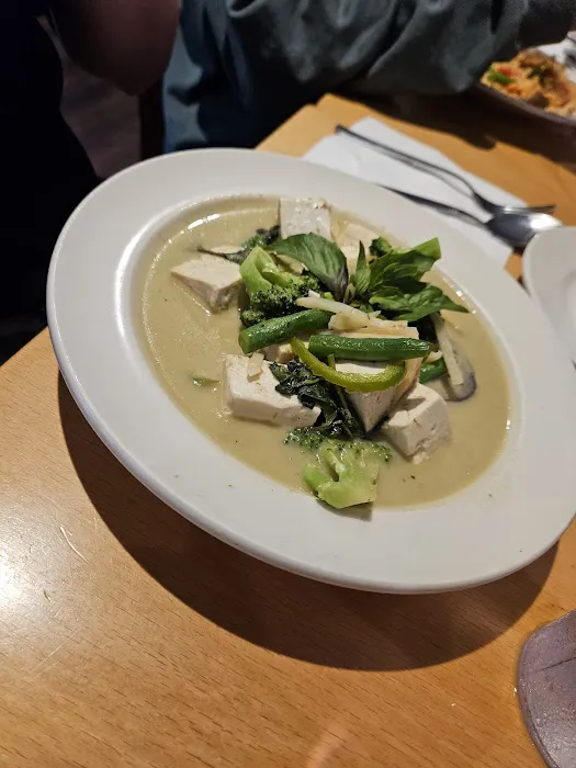 Tiny Thai Restaurant Picture 1