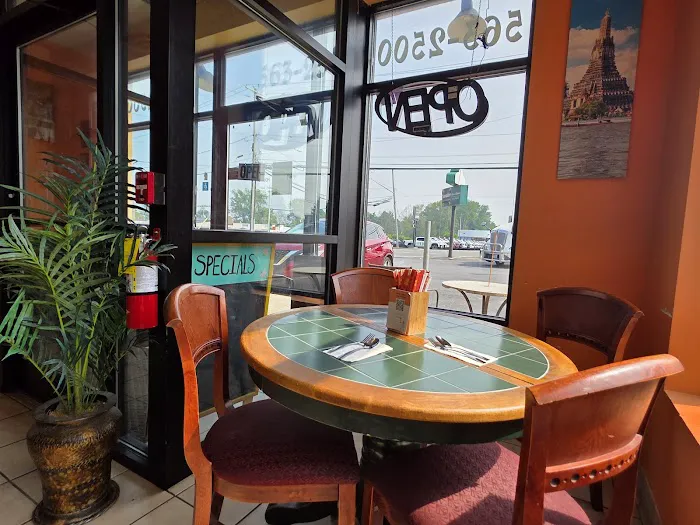 Sawatdee Restaurant Picture 7