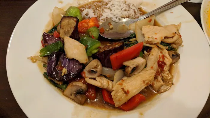 Bangkok Cuisine - Falmouth Picture 4