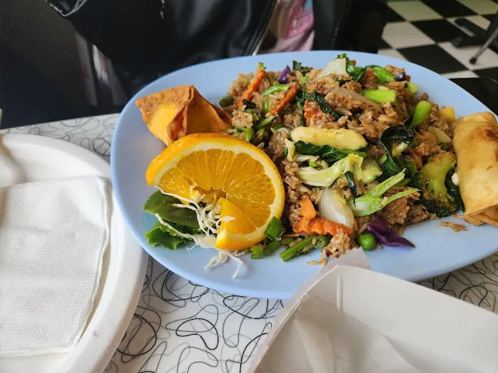 Tuk Tuk Thai Food Picture 10