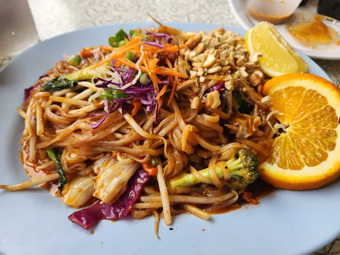 Tuk Tuk Thai Food Picture 8