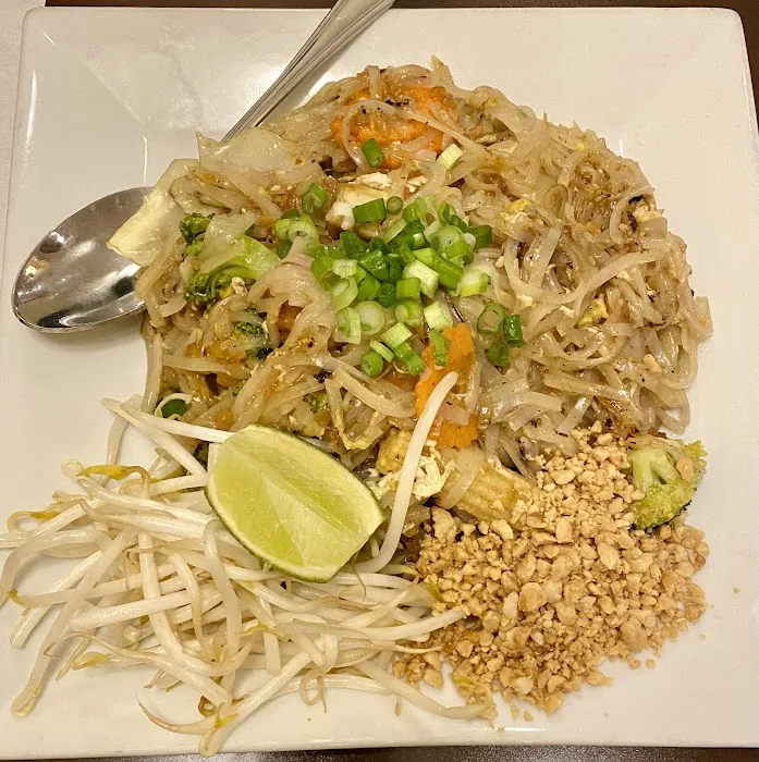 Bangkok Cuisine, Mashpee Picture 6