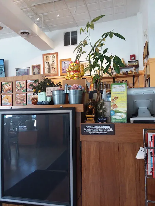 Mango Thai Cuisine Picture 2