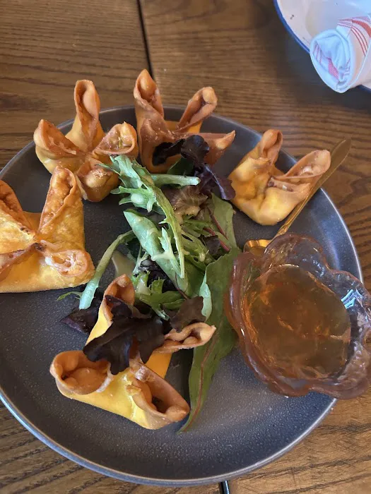 Four Spoons Thai Inspired Cuisine & Bar Picture 5