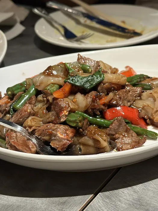 Phu-Ket Thai Restaurant Picture 8