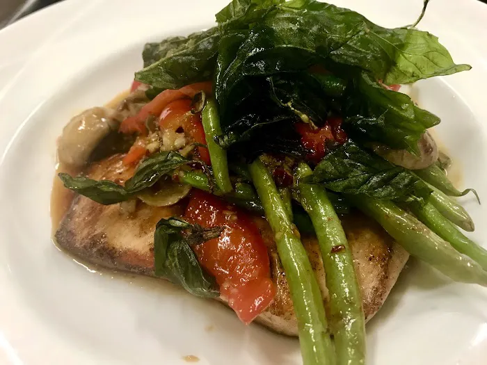 Phu-Ket Thai Restaurant Picture 3