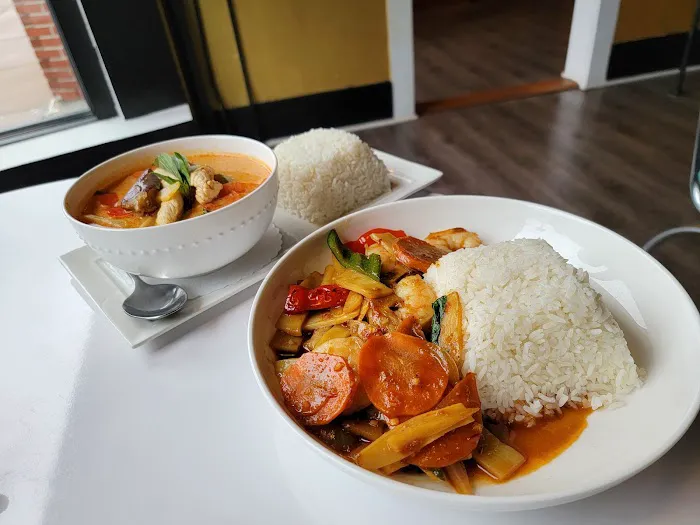 Rutchada Thai Cuisine Picture 9