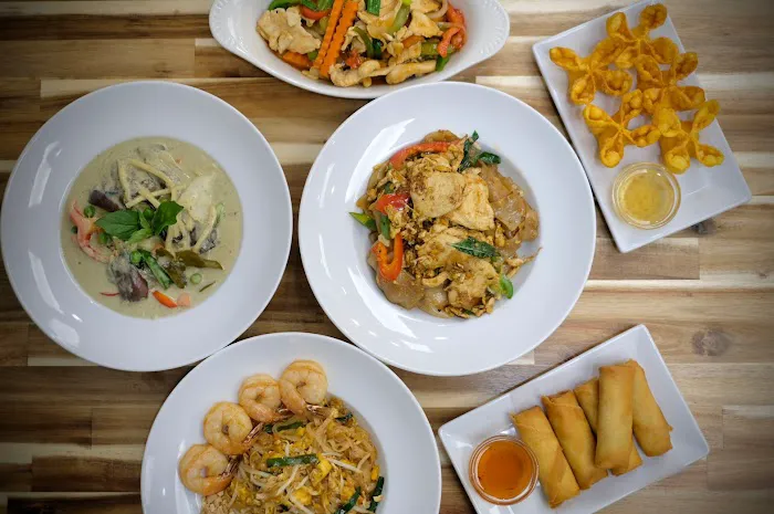 Kapow Thai Cuisine Picture 10