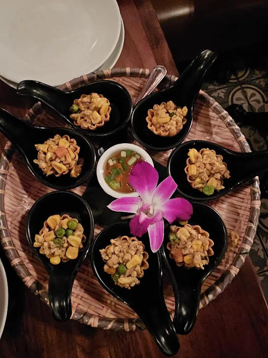 Love at First Bite Thai Kitchen and Bar Picture 3