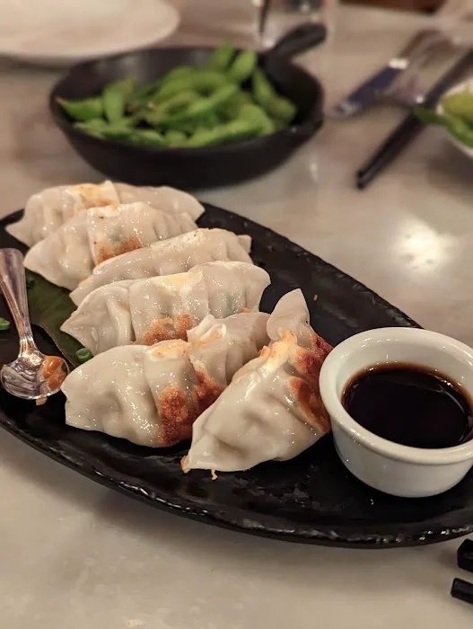 Love at First Bite Thai Kitchen and Bar Picture 2