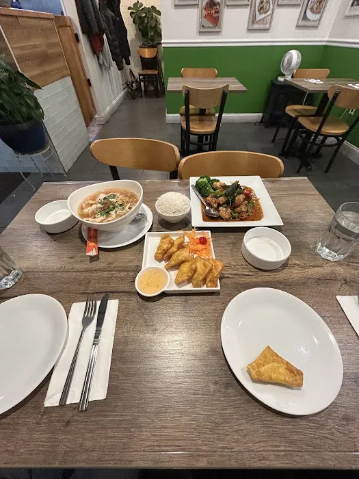 Little Duck Thai Restaurant Picture 1