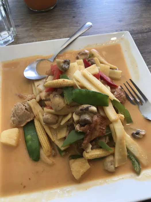 Little Duck Thai Restaurant Picture 6