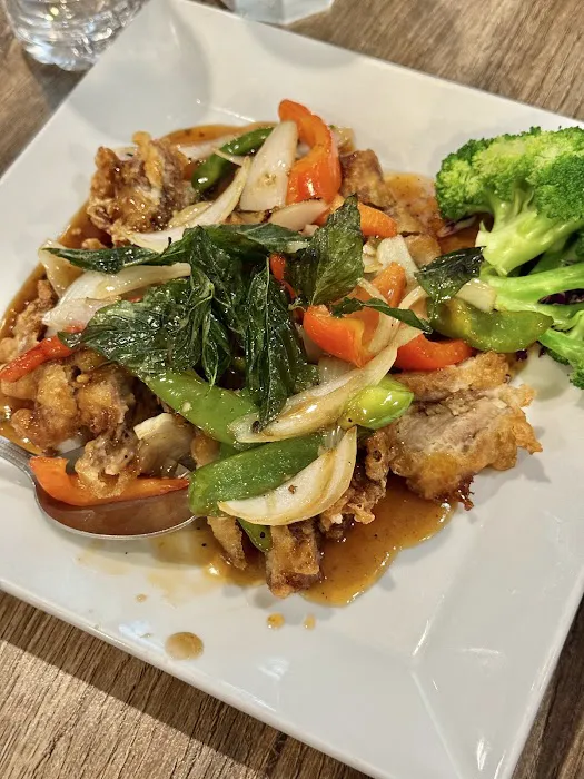 Little Duck Thai Restaurant Picture 2