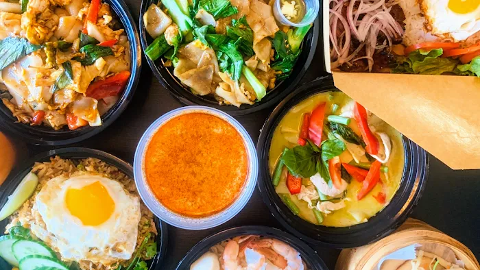 Wee Thai Food (WTF) Rice & Noodle Picture 3