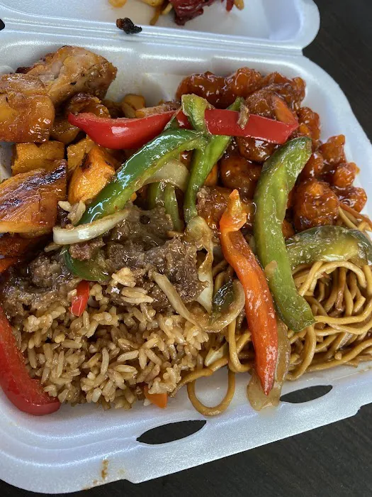 Ruby Thai Kitchen Picture 8