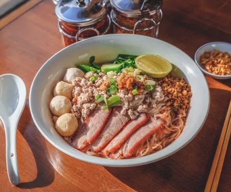 Sen Yai Thai Noodles