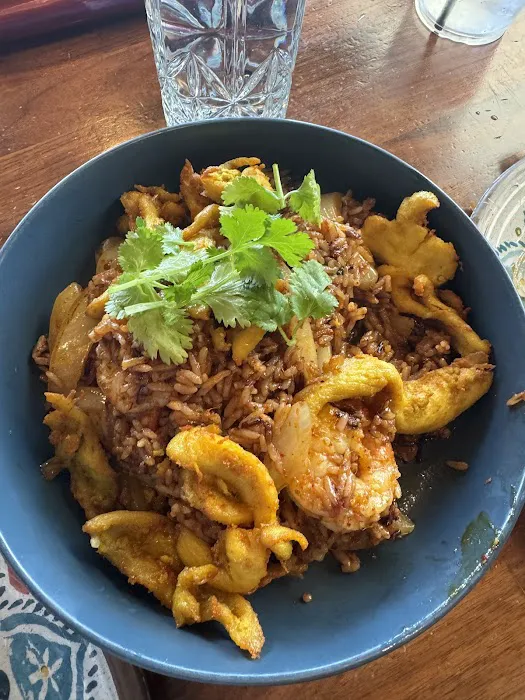 Lots of Eats Thai Kitchen Picture 7